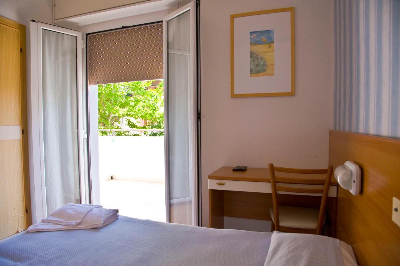 ריצ'יונה Hotel Maris Stella מראה חיצוני תמונה